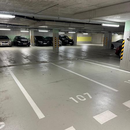 Ein Park Apartment With Free Parking Bratislava Exterior photo