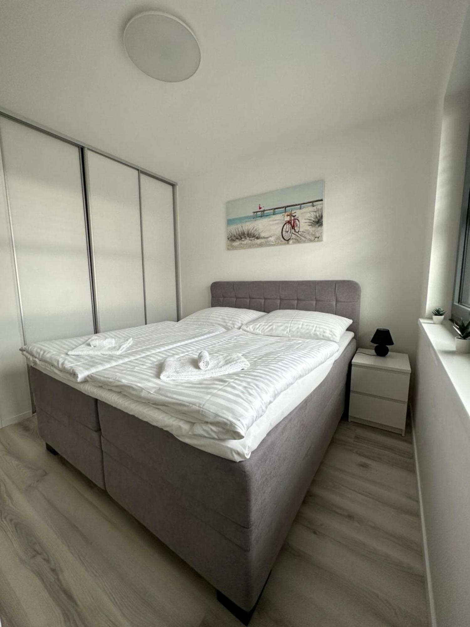 Ein Park Apartment With Free Parking Bratislava Exterior photo